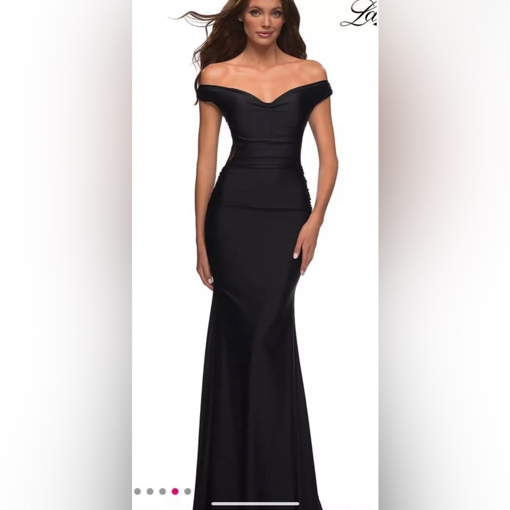 La Femme Sheer-Back Off-Shoulder Long formal Dress Size 00